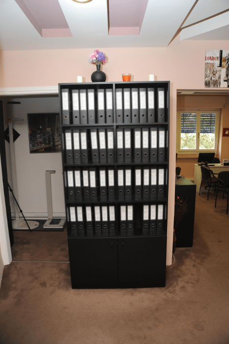 Μεγάλη απάτη με «μαϊμού» θέσεις εργασίας: Εταζαν δουλειά στο εξωτερικό και έκλεβαν χρήματα από ανέργους[εικόνες] | iefimerida.gr 3