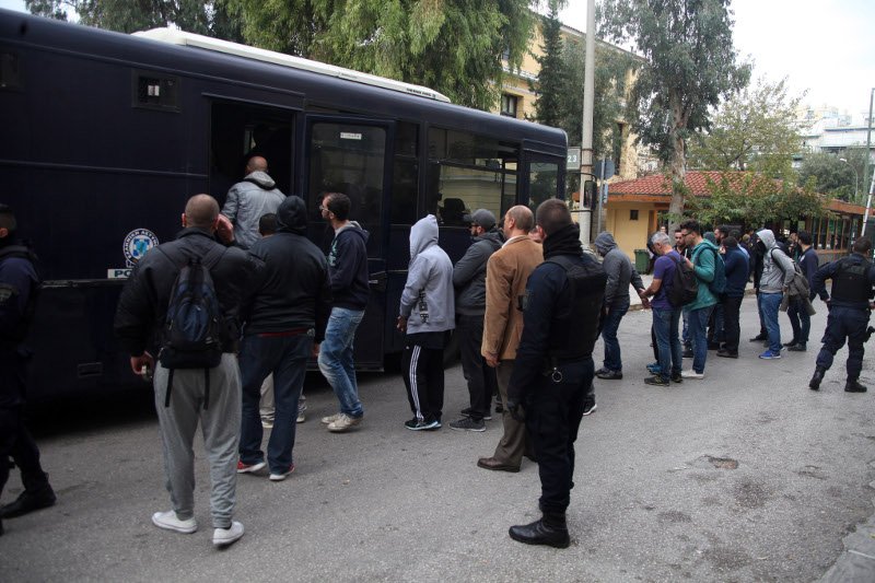 Στον ανακριτή η σπείρα των Ρομά που «μπούκαρε» στα σπίτια επωνύμων [εικόνες] | iefimerida.gr 4