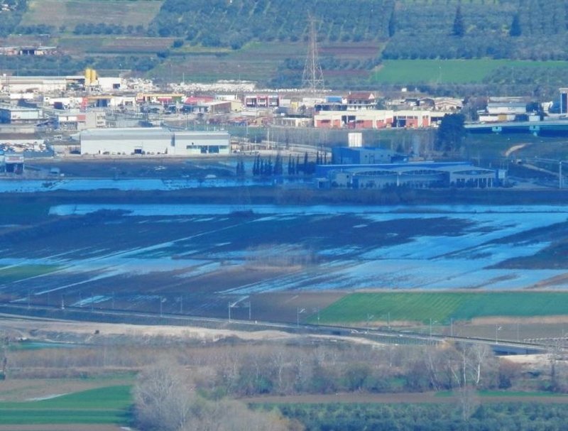 «Φούσκωσε» ο Σπερχειός- Σε επιφυλακή οι Αρχές [εικόνες] | iefimerida.gr 1