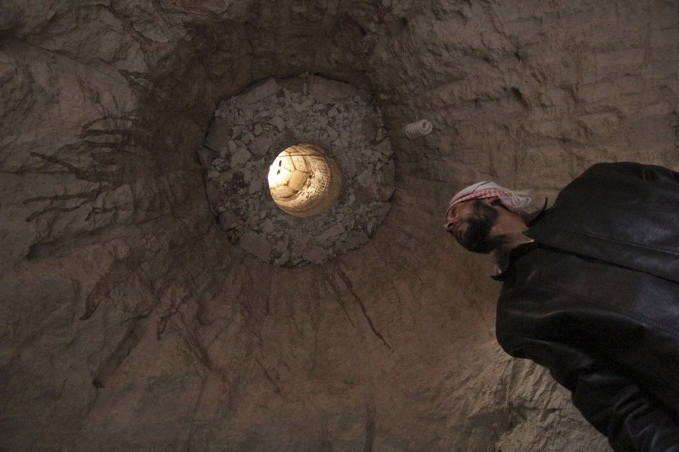 Τα αρχαία σπήλαια στη Συρία που έγιναν πολεμικά καταφύγια -Η καθημερινή ζωή οικογενειών στα δαιδαλώδη τούνελ [εικόνες] | iefimerida.gr 7