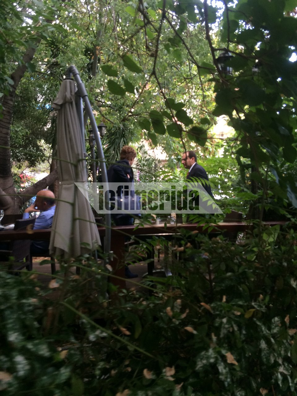 Ο... απογευματινός καφές της Ολγας Γεροβασίλη και του Χρήστου Σπίρτζη [αποκλειστικές εικόνες] | iefimerida.gr 0