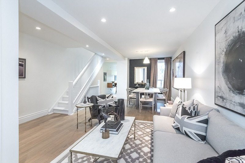 Πωλείται το σπίτι της Μέγκαν Μαρκλ στο Τορόντο -Η ερωτική της φωλιά με τον Χάρι [εικόνες] | iefimerida.gr 2