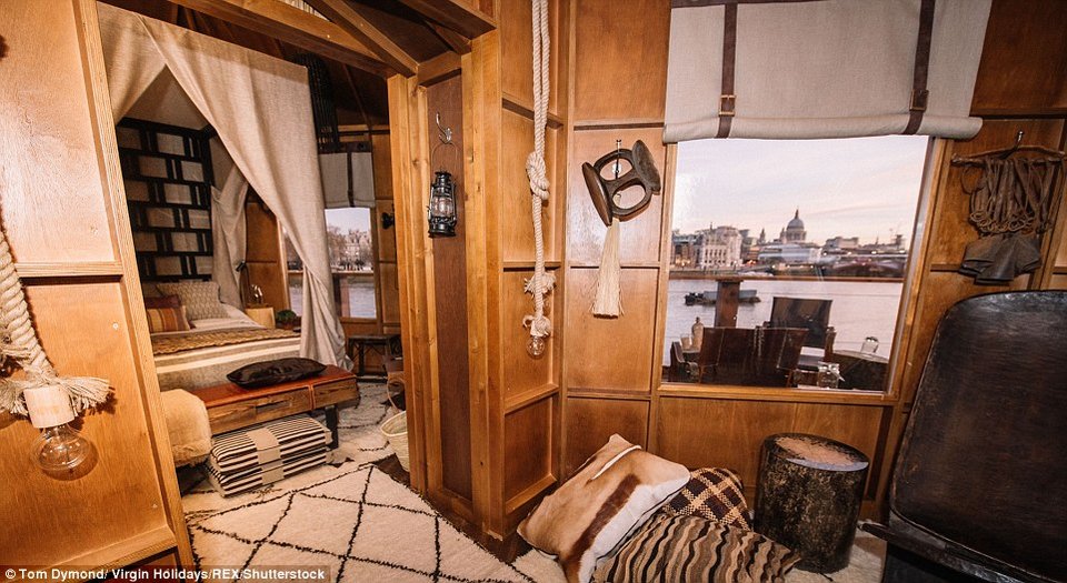 Σπίτι «ζούγκλας» μέσα στο Λονδίνο – Με δικό του σεφ και θέα τον Τάμεση [εικόνες] | iefimerida.gr 1