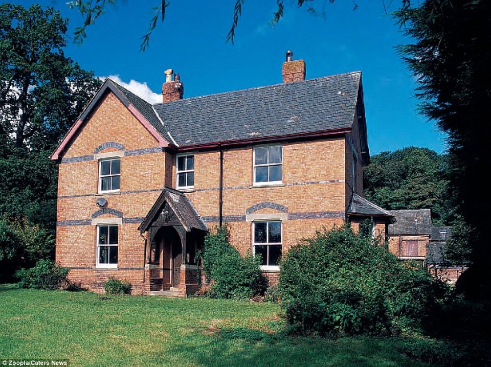 Δική σας με 5 εκατ. δολάρια αν είστε γενναίοι -Η καταραμένη έπαυλη μετρά 3 θανάτους, μία αυτοκτονία και μία χρεοκοπία [εικόνες] | iefimerida.gr 2