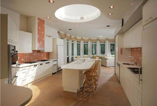 Πωλείται το σπίτι της Γουίντεϊ Χιούστον [εικόνες] | iefimerida.gr 5