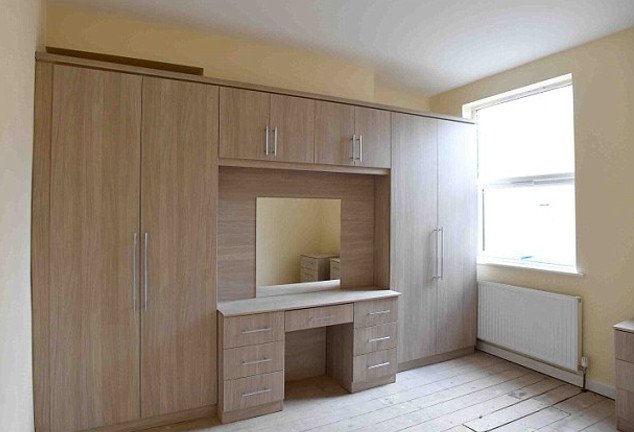  Οδηγός ταξί αγόρασε με ένα ευρώ ένα ετοιμόρροπο... αχούρι και το μετέτρεψε σε ένα καταπληκτικό σπίτι αξίας 190.000 ευρώ -Η απίστευτη μεταμόρφωση [εικόνες & βίντεο] | iefimerida.gr 8