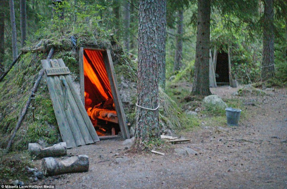 Ξενοδοχείο για πρωτόγονους: Πληρώστε 160 ευρώ το βράδυ για είστε στη μέση του πουθενά, χωρίς τουαλέτα, θέρμανση και φαγητό [εικόνες] | iefimerida.gr 0