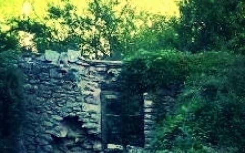 Παράλογος ΕΝΦΙΑ -Αυτό το ερειπωμένο αγροτόσπιτο εκτιμήθηκε 178.000 ευρώ! [εικόνα] | iefimerida.gr 0