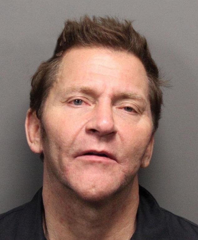 «Είχα έξι χρόνια δεσμό με τον Μάικλ Τζάκσον», αποκαλύπτει ο εραστής του Λιμπεράτσε [εικόνες]  | iefimerida.gr 1