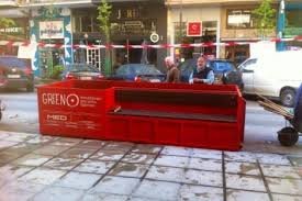 Το πρώτο φορητό πράσινο παγκάκι «φύτρωσε» στη Θεσσαλονίκη [εικόνες] | iefimerida.gr 1