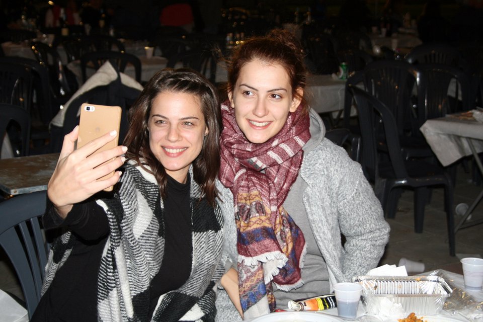Φυσικά, δεν έλειπαν και οι selfies.