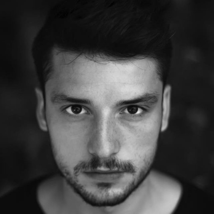 Τα καυτά φιλιά της Μαίρης Συνατσάκη με τον ηθοποιό, νέο σύντροφό της [εικόνες] | iefimerida.gr 6