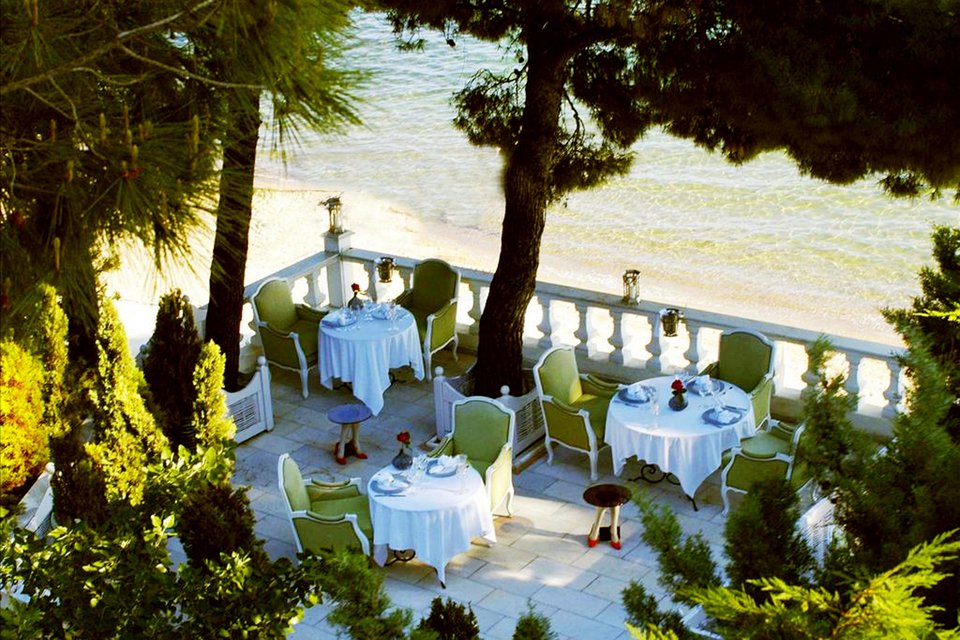  Αυτά είναι τα καλύτερα εστιατόρια στην Ελλάδα ανά κατηγορία -Εθνικ, για κρέας, ψάρι, street food [εικόνες] | iefimerida.gr 13