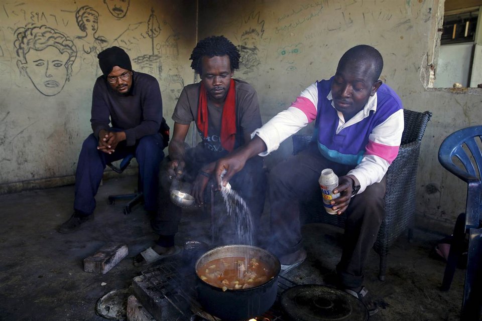 Οδοιπορικό του NBC News για τους μετανάστες στην Ελλάδα: Είναι απελπισμένοι για να φύγουν [εικόνες] | iefimerida.gr 8