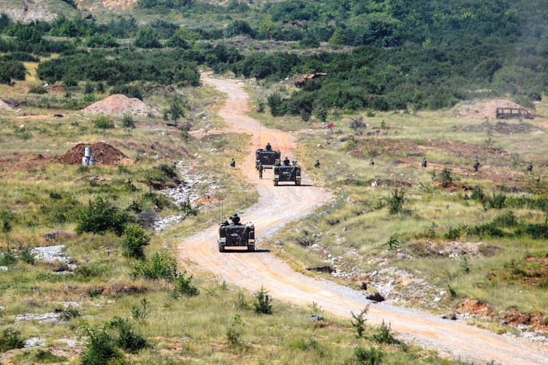 Διαβίωση σε συνθήκες υπαίθρου - Ευέλπιδες, Ικαροι και Ναύτες έδειξαν πώς γίνεται [εικόνες] | iefimerida.gr 11