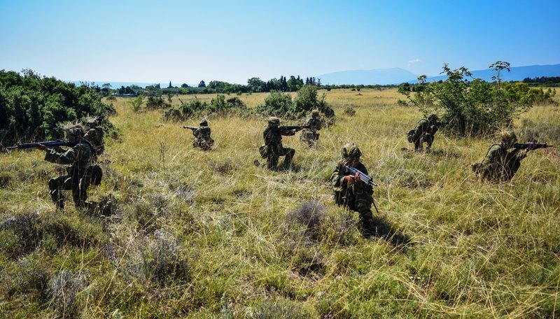 Διαβίωση σε συνθήκες υπαίθρου - Ευέλπιδες, Ικαροι και Ναύτες έδειξαν πώς γίνεται [εικόνες] | iefimerida.gr 0