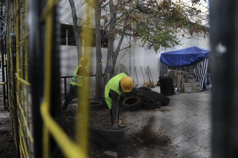 Επιχείρηση των ΜΑΤ στον Βοτανικό -Εκκενώθηκε ο χώρος του τεμένους από τους καταληψίες -15 προσαγωγές [εικόνες] | iefimerida.gr 2