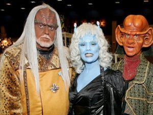 Εξωγήινοι κατέφτασαν στο Λονδίνο και συναντήθηκαν σε συνέδριο [εικόνες] | iefimerida.gr 3