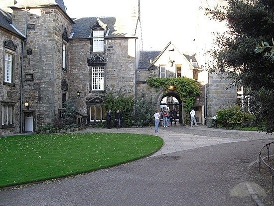 Saint Andrews, η μυθική Πανεπιστημιούπολη της Σκωτίας βγαλμένη από τον Μεσαίωνα [εικόνες] | iefimerida.gr 0