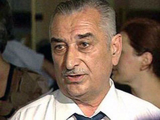Πέθανε ο εγγονός του Στάλιν -Βρέθηκε νεκρός σε δρόμο κοντά στο σπίτι του | iefimerida.gr 2