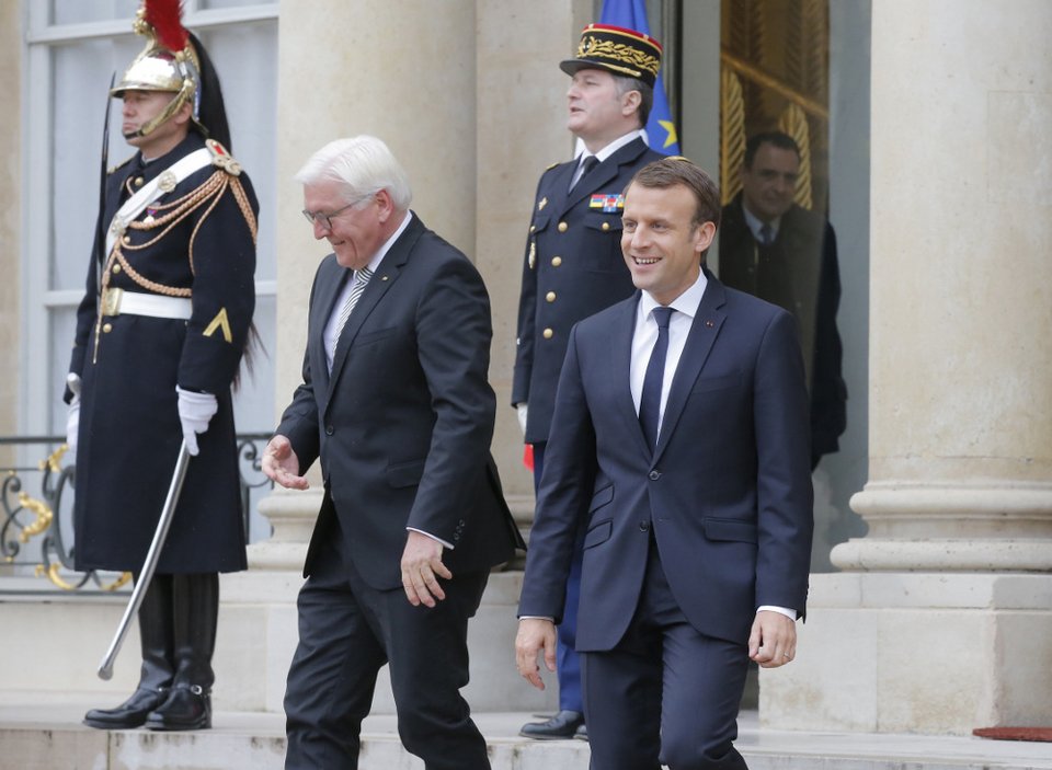 Μακρόν και Σταϊνμάιερ ζητούν επειγόντως επανίδρυση της Ευρώπης | iefimerida.gr 0