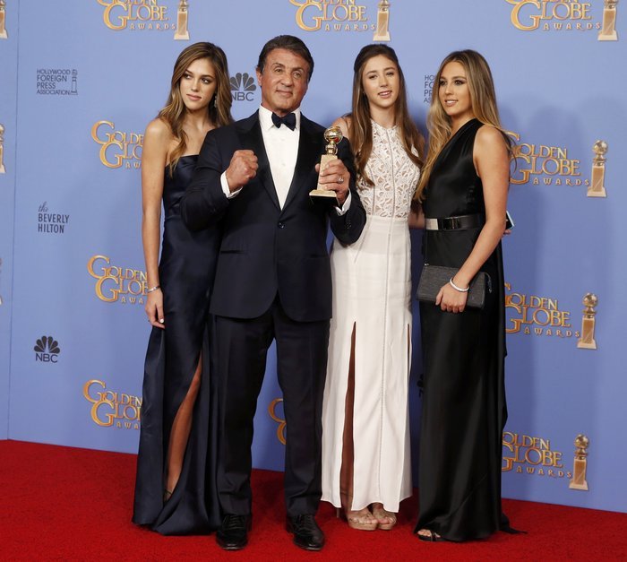 Οι κόρες του Σταλόνε έκλεψαν την παράσταση στις Χρυσές Σφαίρες [εικόνες] | iefimerida.gr 2