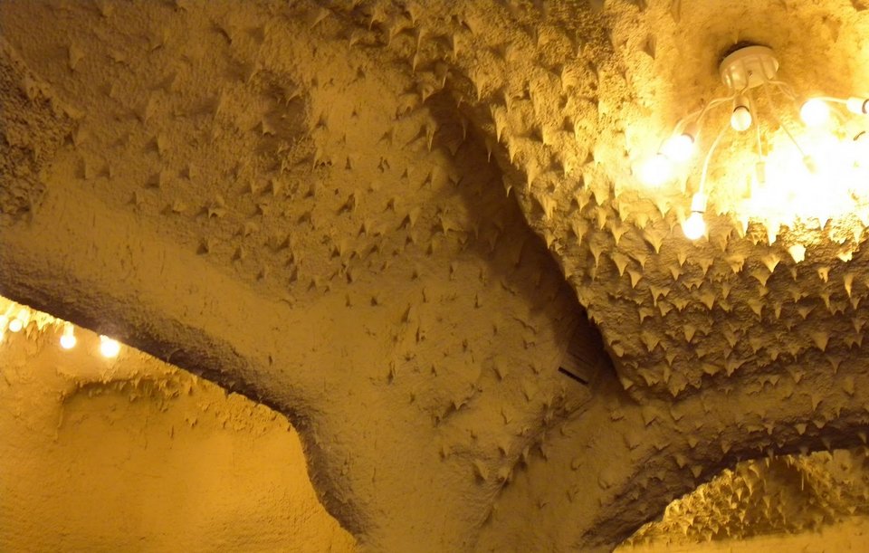 Stalactites: Το ελληνικό σουβλατζίδικο που κάνει θραύση στην Αυστραλία και δίνει 1 εκ. δολάρια για ανακαίνιση [εικόνες] | iefimerida.gr 1