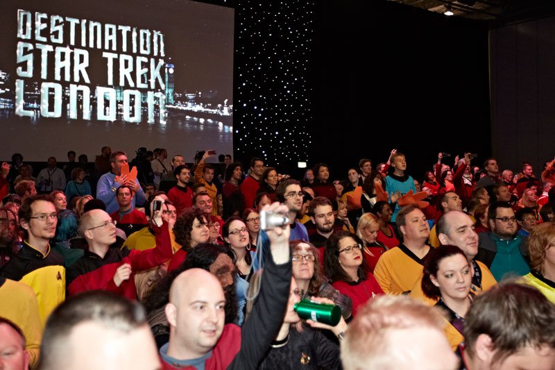 Εξωγήινοι κατέφτασαν στο Λονδίνο και συναντήθηκαν σε συνέδριο [εικόνες] | iefimerida.gr 5