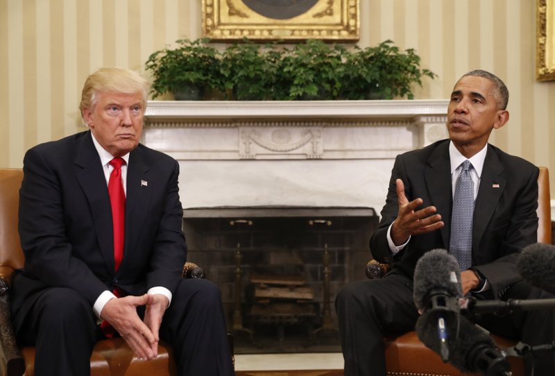 Η στάση του κυρίαρχου αρσενικού -Η γλώσσα του σώματος στη συνάντηση Ομπάμα-Τραμπ [εικόνες] | iefimerida.gr 1