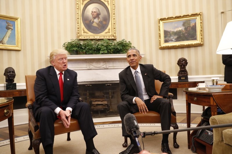 Η στάση του κυρίαρχου αρσενικού -Η γλώσσα του σώματος στη συνάντηση Ομπάμα-Τραμπ [εικόνες] | iefimerida.gr 2