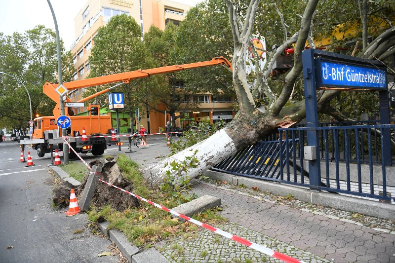 Ισχυρή κακοκαιρία στην Ευρώπη- Πάνω από 6 άνθρωποι έχασαν τη ζωή τους [εικόνες & βίντεο] | iefimerida.gr 0