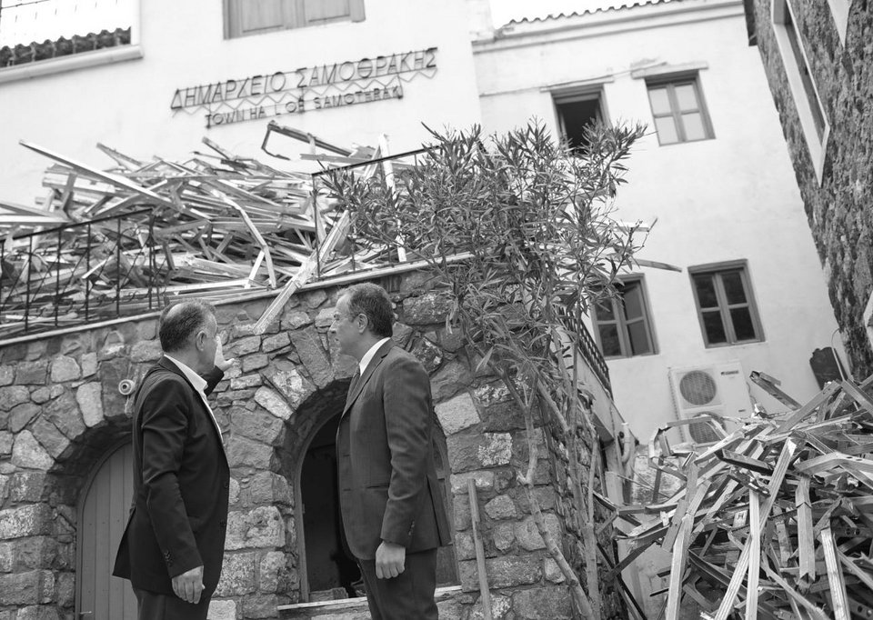 Θεοδωράκης: Γι' αυτό πήγα στη Σαμοθράκη [εικόνες]  | iefimerida.gr 5