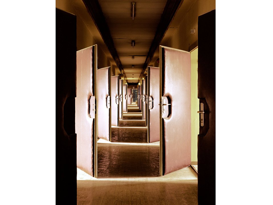 Στα άδυτα των εγκαταστάσεων της Στάζι -Τα δωμάτια των ανακρίσεων, τα κελιά και το κέντρο παρακολουθήσεων [εικόνες] | iefimerida.gr 1