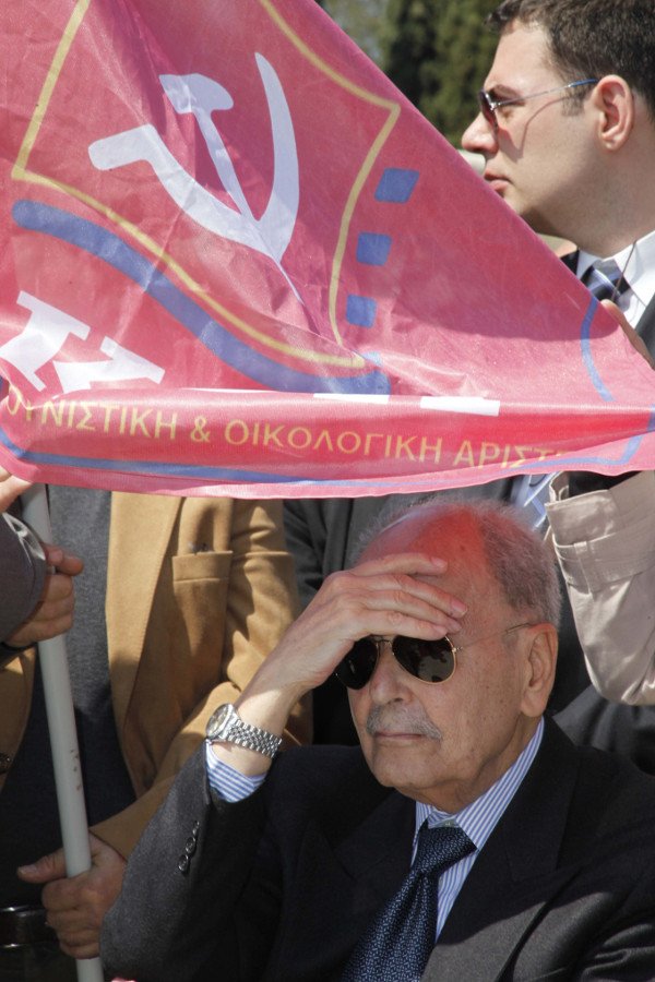 Η προεδρική θητεία του Κωστή Στεφανόπουλου σε 25 κλικ [εικόνες] | iefimerida.gr 24