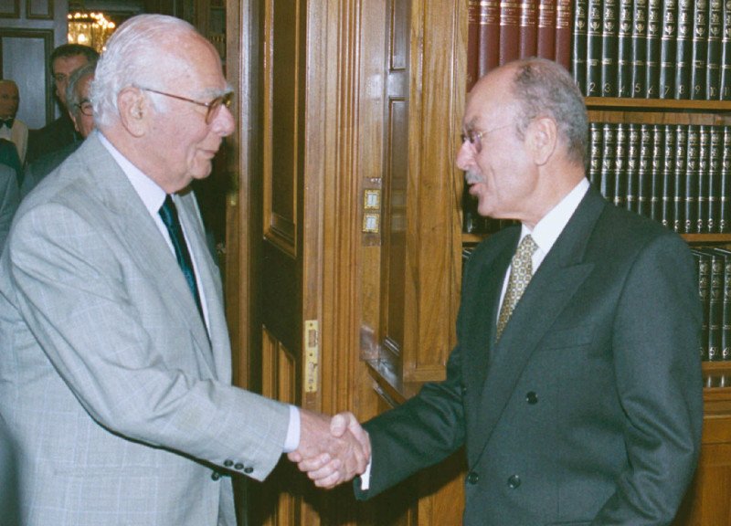 Η προεδρική θητεία του Κωστή Στεφανόπουλου σε 25 κλικ [εικόνες] | iefimerida.gr 5