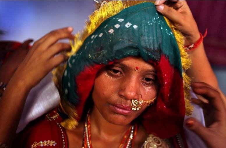 Παιδιά που γίνονται γυναίκες και αναγκάζονται να παντρευτούν [εικόνες] | iefimerida.gr 5