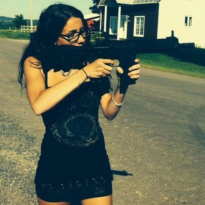 H πιο σέξυ εγκληματίας στον κόσμο -21 ετών, 42 αδικήματα και κλοπές [εικόνες] | iefimerida.gr 6