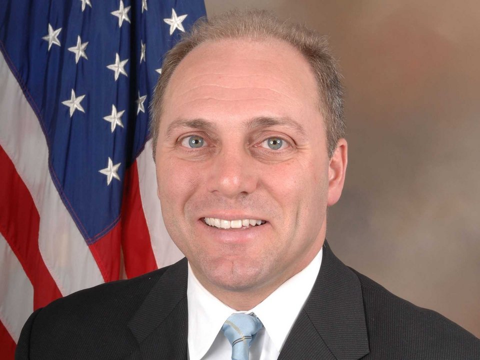 ΗΠΑ: Πυροβόλησαν Ρεπουμπλικανό βουλευτή σε γήπεδο μπέιζμπολ [εικόνες & βίντεο] | iefimerida.gr 3