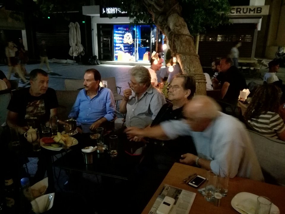 Στο Ηράκλειο ο Σταύρος Θεοδωράκης -Σε συναυλία του Λουδοβίκου των Ανωγείων κάτω από την πανσέληνο  | iefimerida.gr 1