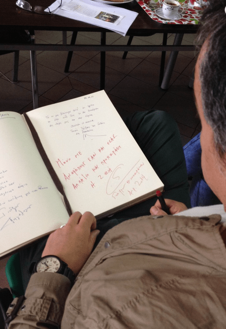 Οταν ο Σταύρος Θεοδωράκης συνάντησε την Σαμπιχά Σουλεϊμάν [εικόνες] | iefimerida.gr 2