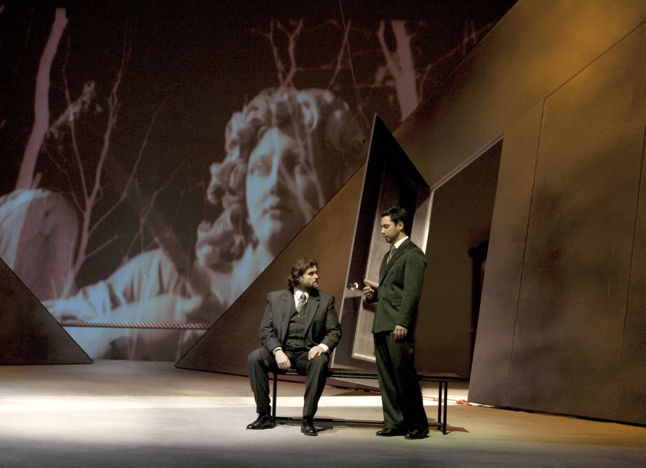 Ερωτική αυτοκτονία στη Λυρική – Εικόνες φιλμ νουάρ λίγο πριν την πρεμιέρα του Βέρθερου [φωτο] | iefimerida.gr 2