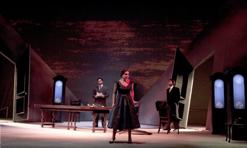 Ερωτική αυτοκτονία στη Λυρική – Εικόνες φιλμ νουάρ λίγο πριν την πρεμιέρα του Βέρθερου [φωτο] | iefimerida.gr 1