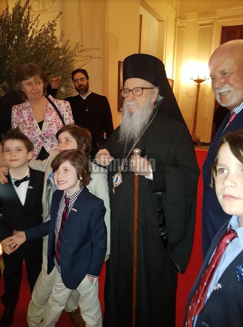 Με Κουρουμπλή και Γιάννα Νταρίλη γιόρτασε την 25η Μαρτίου ο Τραμπ, στον Λευκό Οίκο -Αφαντη η Μελάνια [αποκλειστικές εικόνες] | iefimerida.gr 4