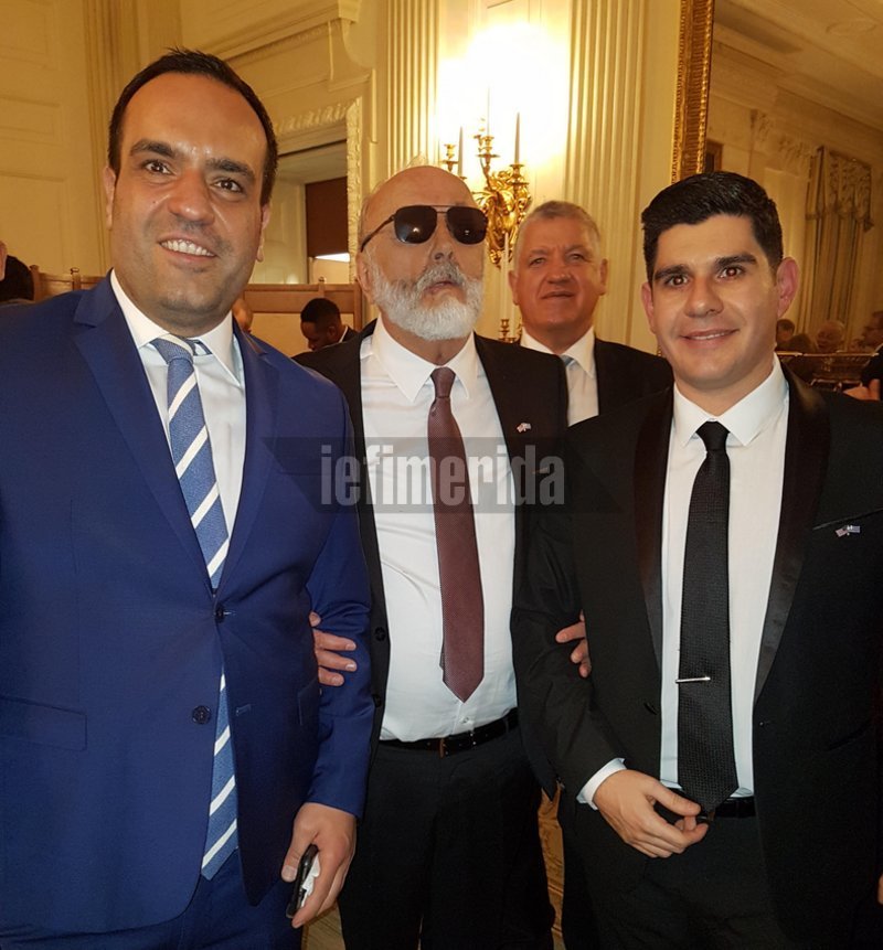 Με Κουρουμπλή και Γιάννα Νταρίλη γιόρτασε την 25η Μαρτίου ο Τραμπ, στον Λευκό Οίκο -Αφαντη η Μελάνια [αποκλειστικές εικόνες] | iefimerida.gr 2