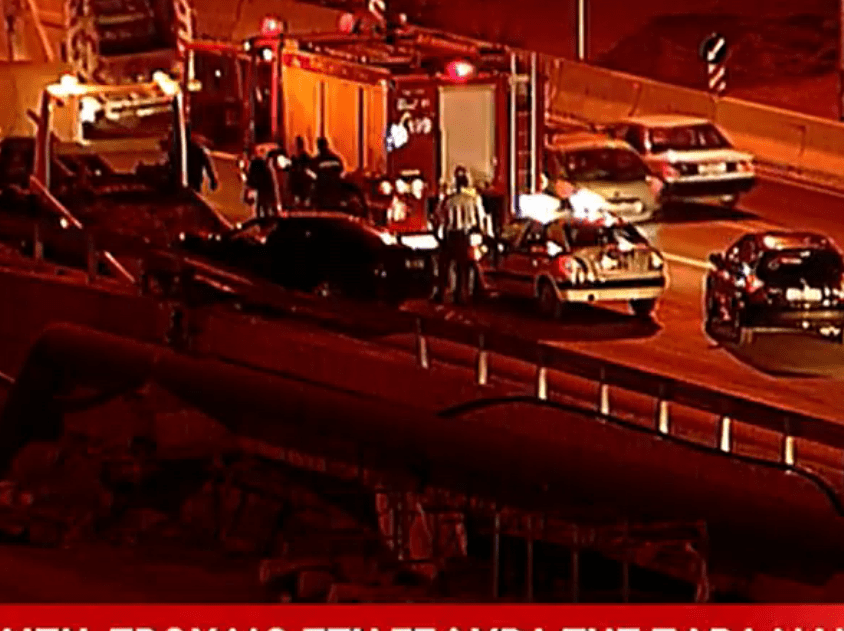 Τροχαίο στη γέφυρα της παραλιακής -Καθυστερήσεις στο ρεύμα προς Γλυφάδα [εικόνα] | iefimerida.gr 0