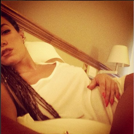 Η Στικούδη προκάλεσε «έμφραγμα» στο Τwitter - Πόζαρε με τα άκρως απαραίτητα [εικόνα] | iefimerida.gr 0