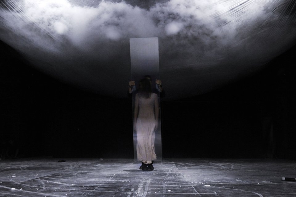 Παράταση για την σπουδαία παράσταση του Δημήτρη Παπαϊωάννου Still Life [εικόνες] | iefimerida.gr 2