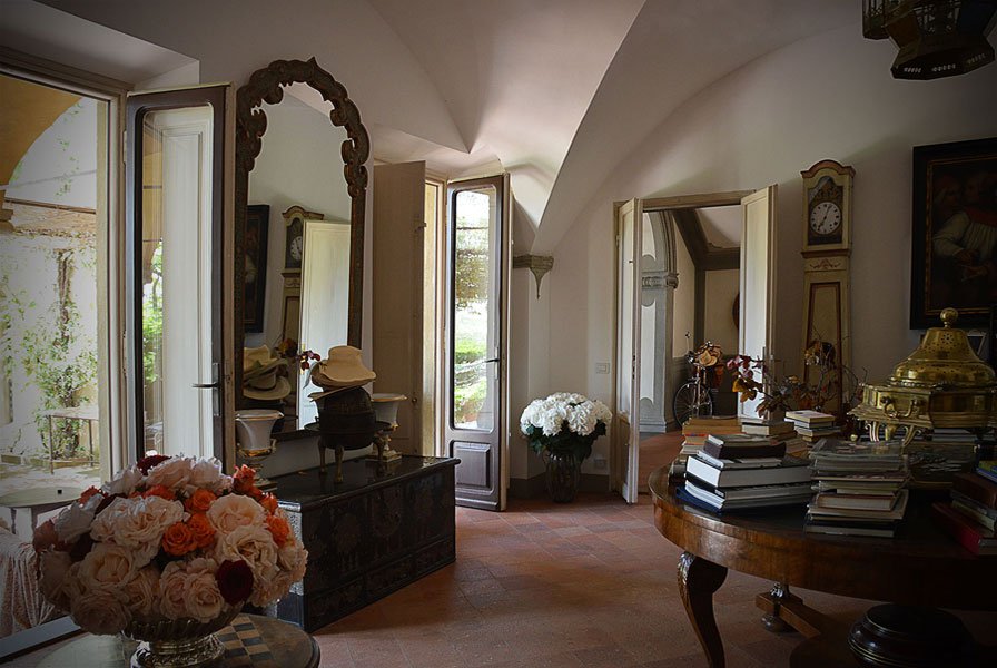 Τώρα οι «θνητοί» μπορούν να μείνουν στο σπίτι του Σινάτρα, του Τζάγκερ και άλλων διάσημων [εικόνες] | iefimerida.gr 10