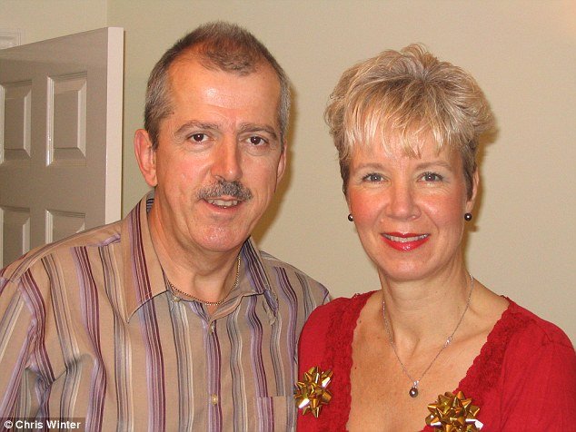 Η γυναίκα που πλήρωσε την ισότητα -Εδωσε διατροφή στον χρυσοθήρα άντρα της 300.000 [εικόνες] | iefimerida.gr 1