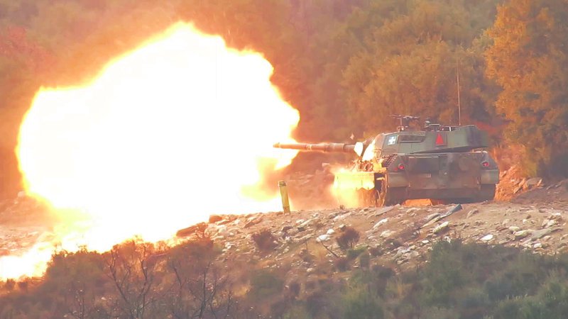 Σαρωτικός ο Στρατός Ξηράς -Ελεύθεροι σκοπευτές και νυχτερινές βολές [εικόνες] | iefimerida.gr 4